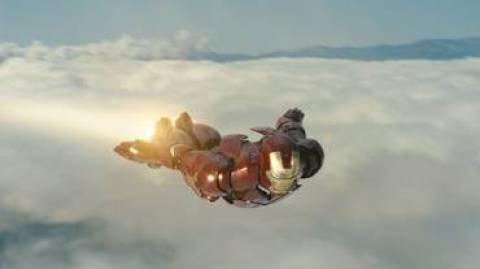 Iron Man im Flug